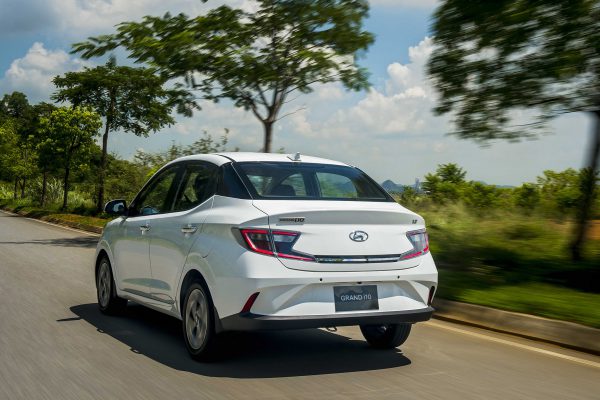 Hyundai i10 lọt TOP xe bán chạy tháng 9-2021