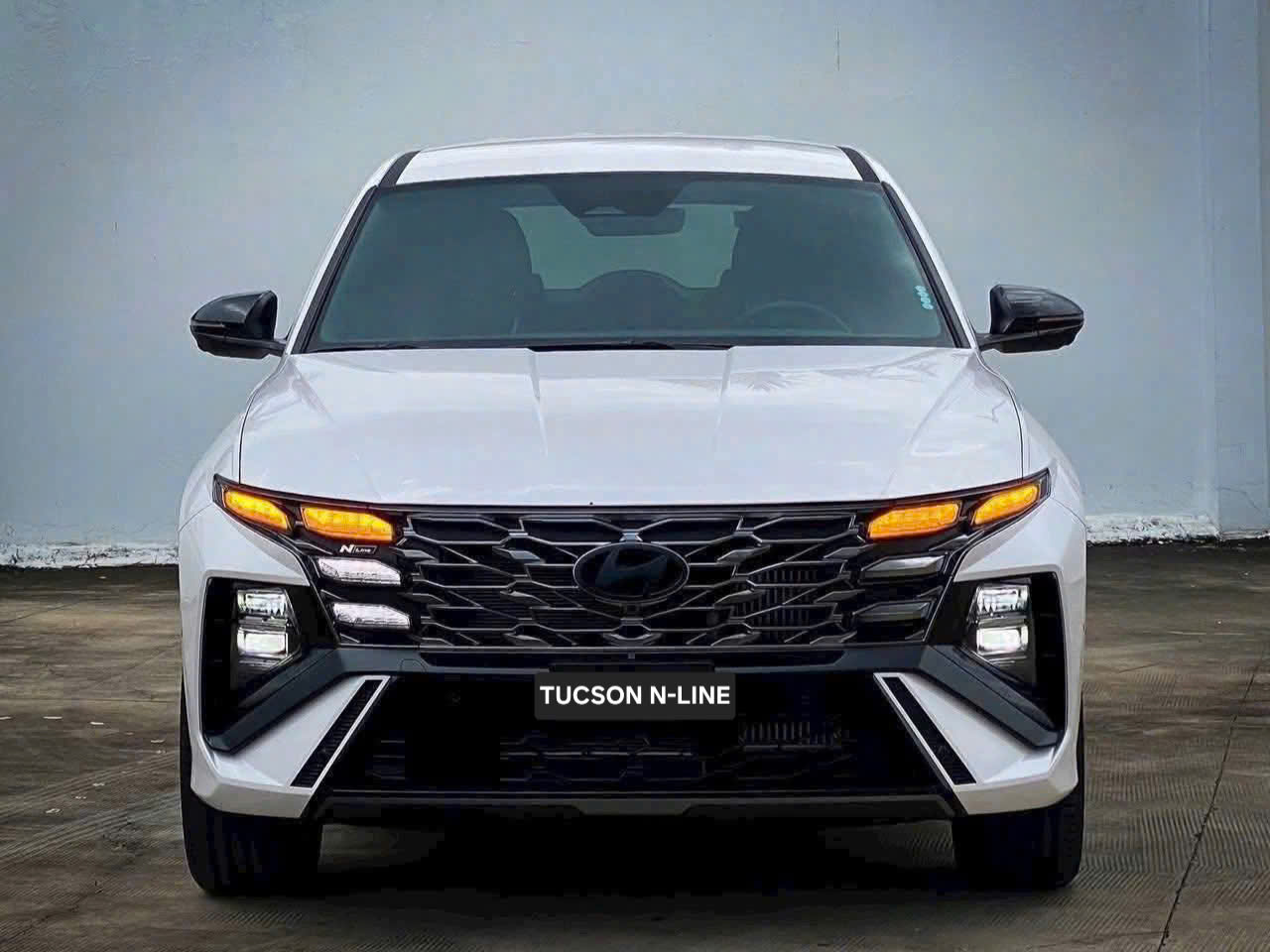 Đầu xe Hyundai Tucson N Line 2025 màu Trắng