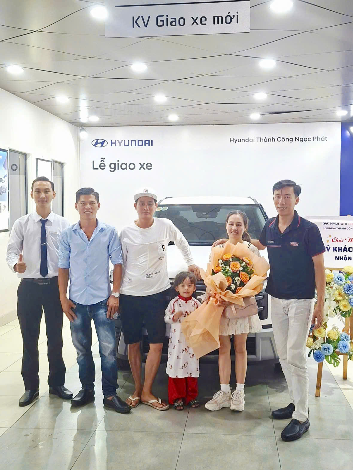 Bàn giao xe Hyundai Creta 2025 tại Hyundai Ngọc Phát