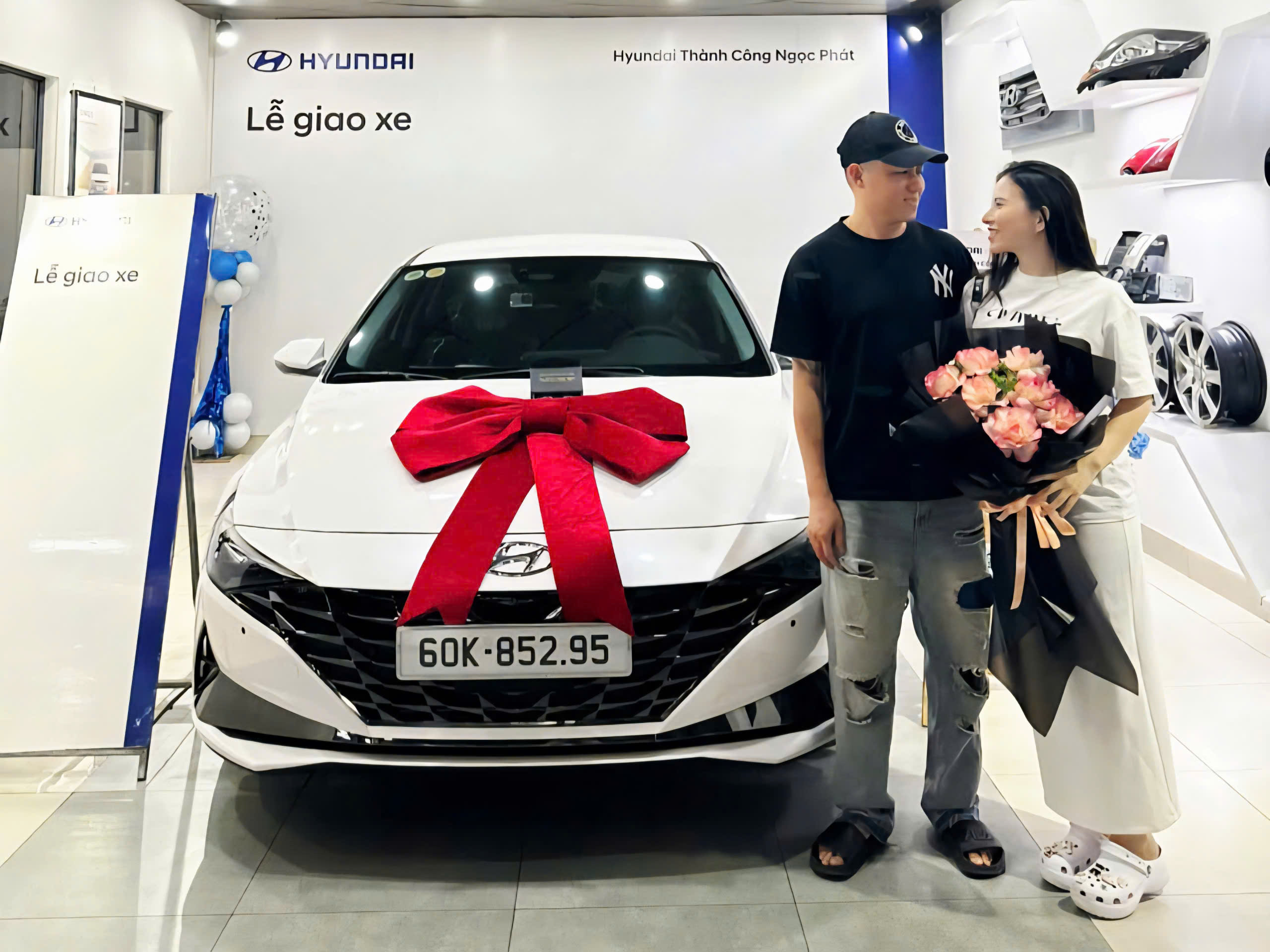 Bàn giao xe Hyundai Elantra tại Hyundai Ngọc Phát