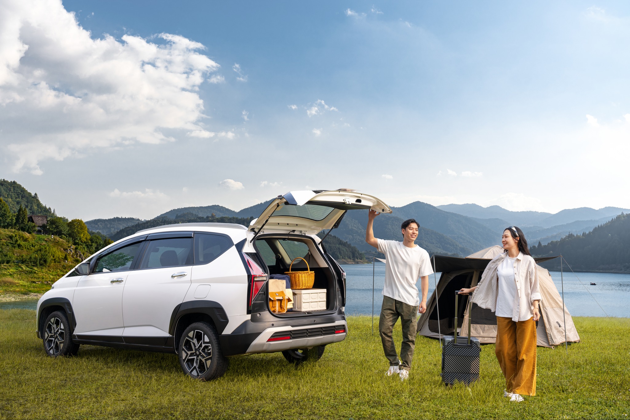 Giá xe Hyundai Stargazer tháng 11/2025