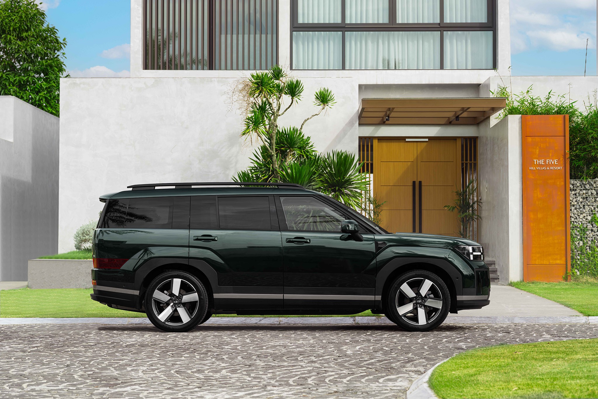 Ngoại thất Hyundai Santa Fe Hybrid 2026 vừa ra mắt Việt Nam