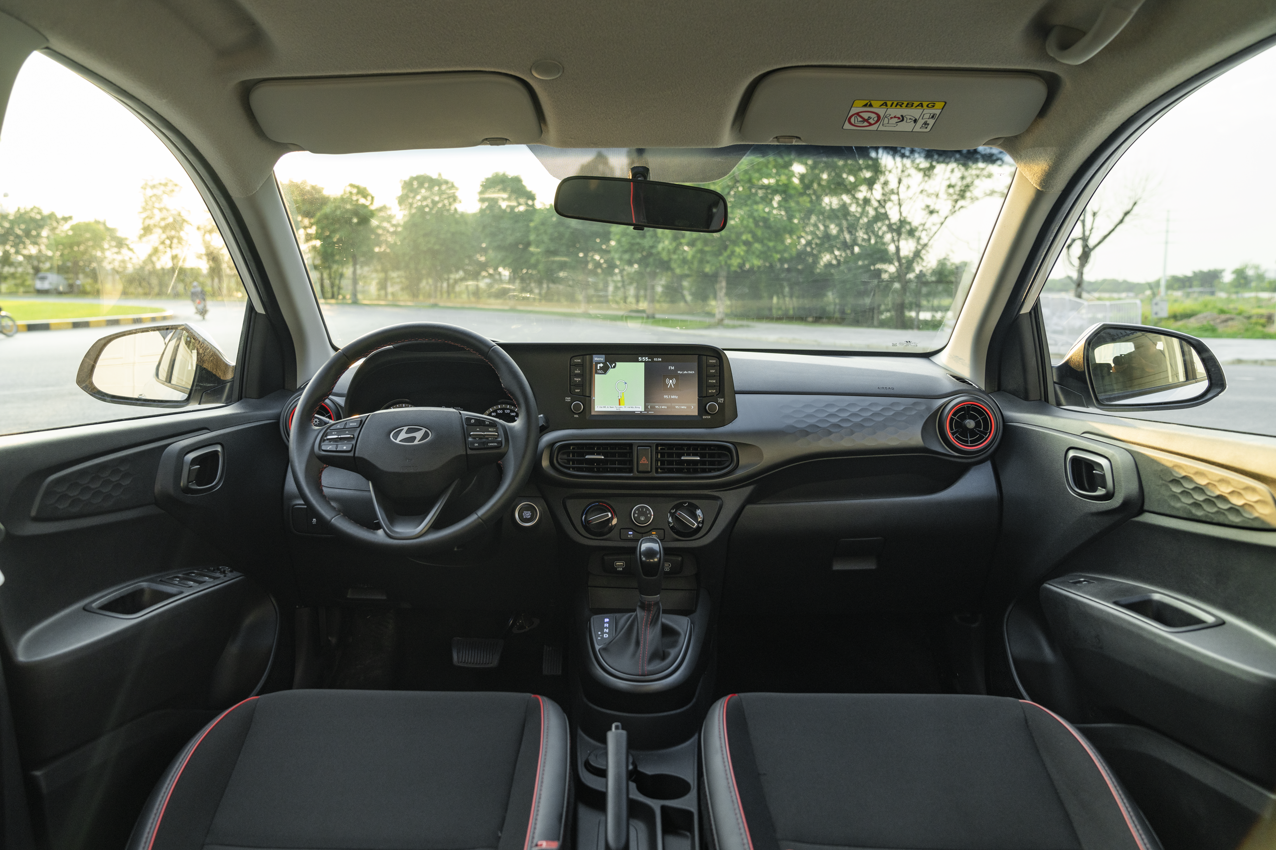 Nội thất Hyundai i10 2026