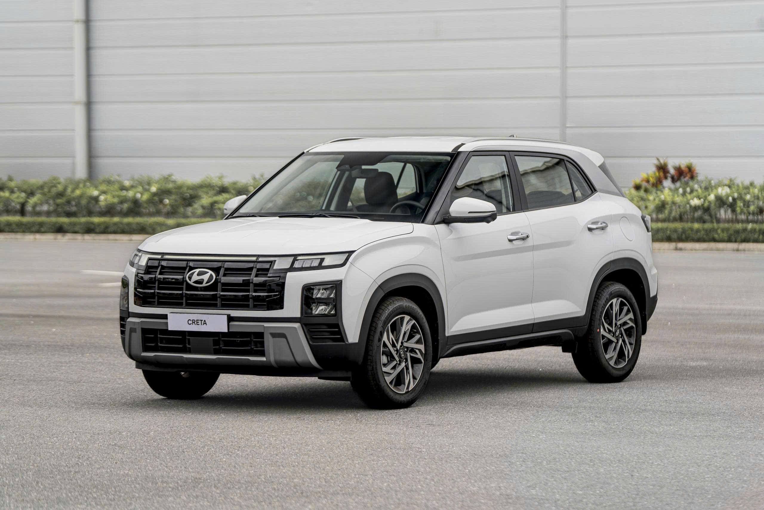 Thiết kế ngoại thất Hyundai Creta Trắng đầu xe