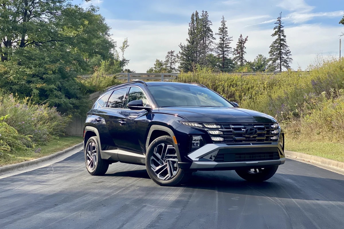 Đầu xe Hyundai Tucson Hybrid