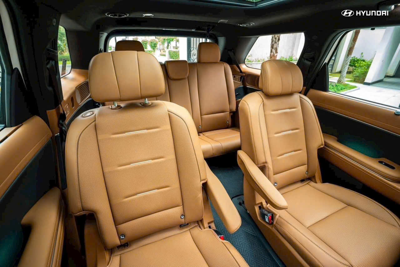 Nội thất Hyundai Palisade Hybrid 2026 hàng ghế 2 - 3